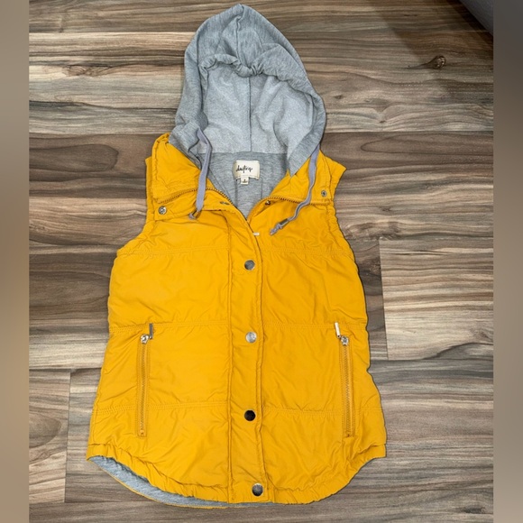 Daytrip Jackets & Blazers - Daytrip Mustard Vest with Gray Hood